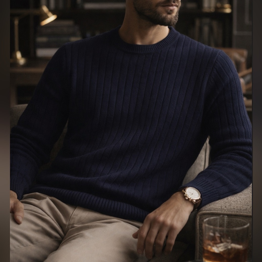 Giorgiolini Italian-Made 100% Wool Ribbed Crewneck –‎ Timeless Navy
